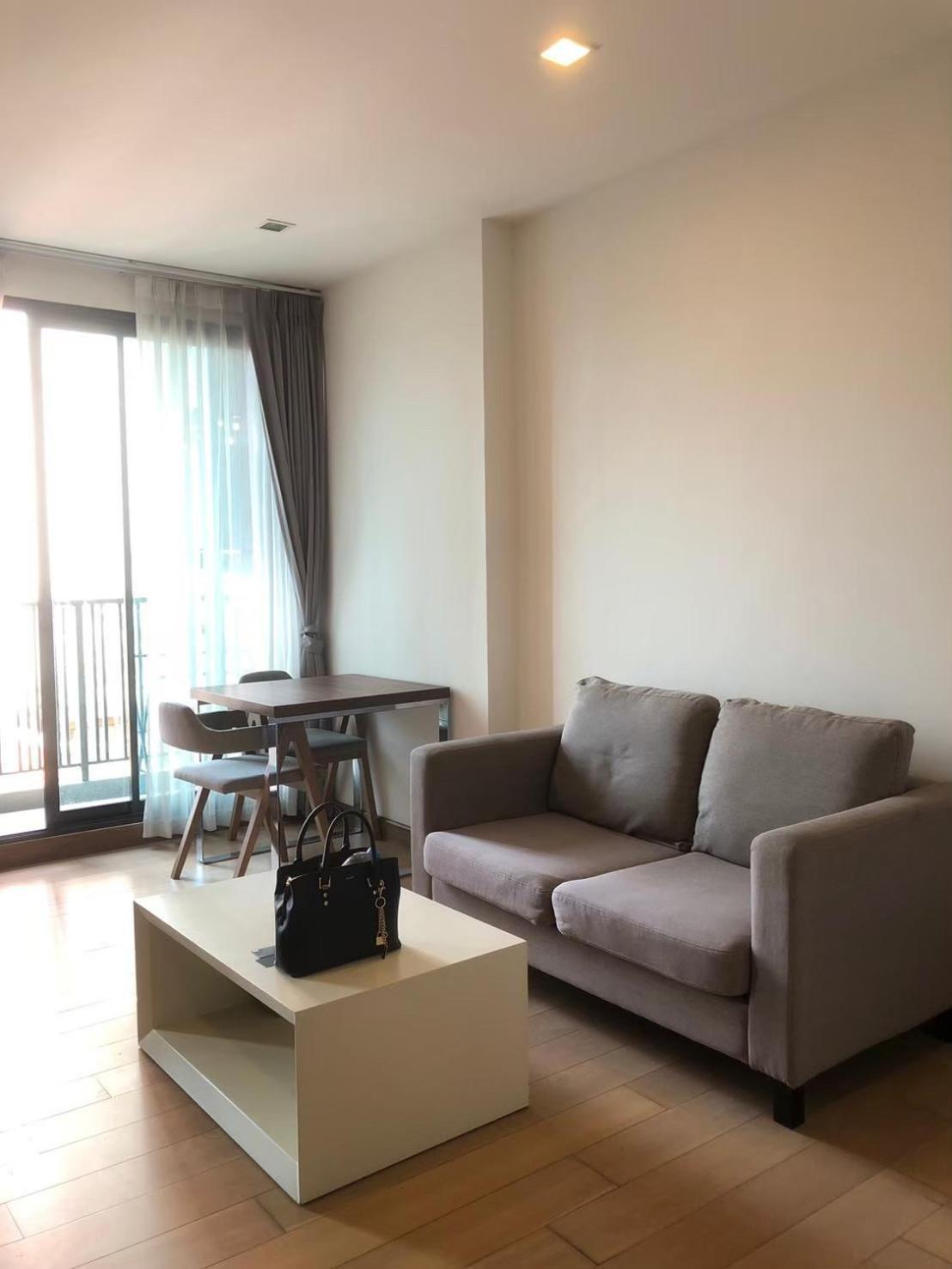 Cozy In Astra With Rooftop Infinity Pool Aparthotel *